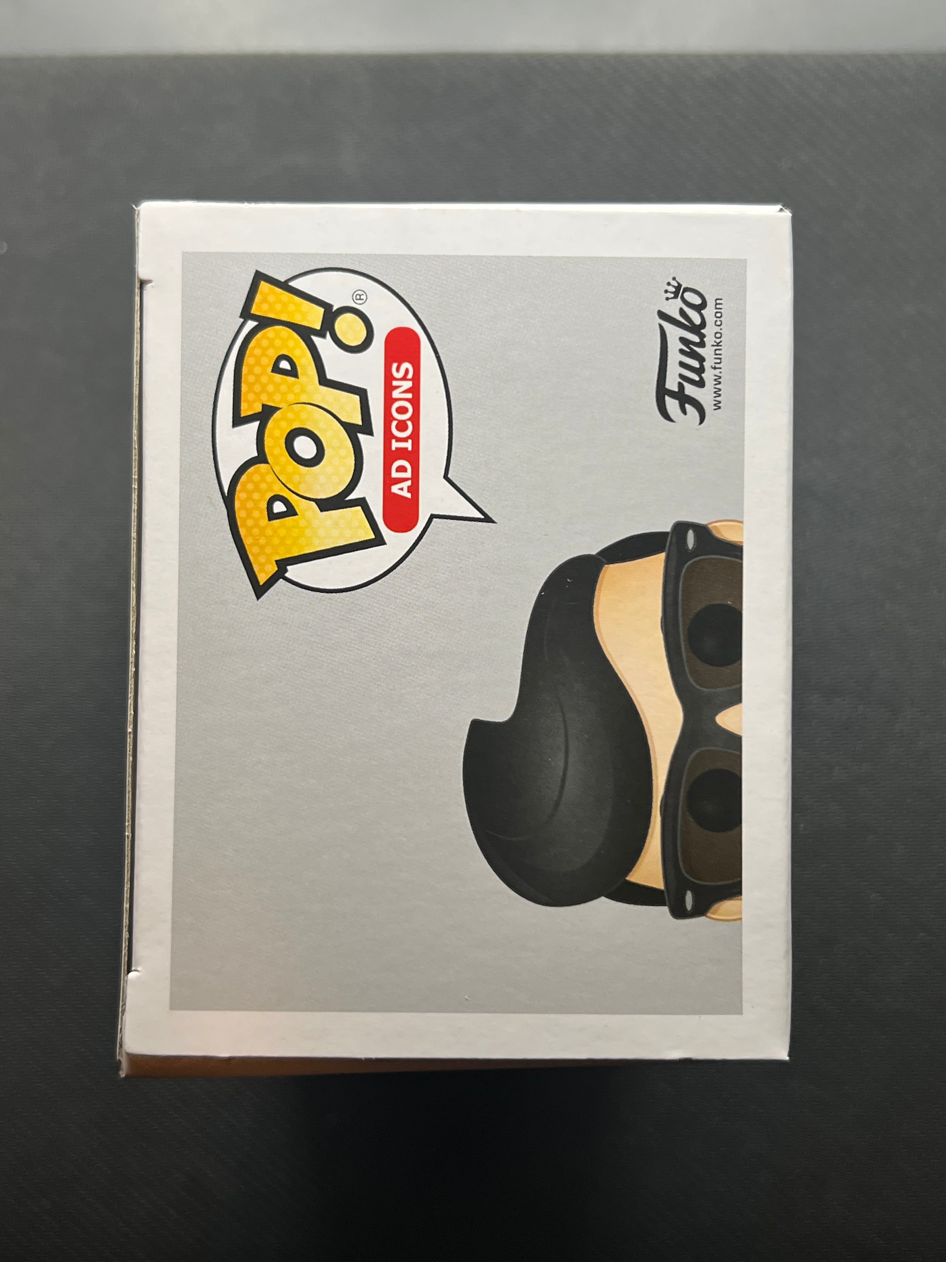 Funko Pop Big Boy With Glasses Holding Burger #74 Hollywood Store Grand Opening