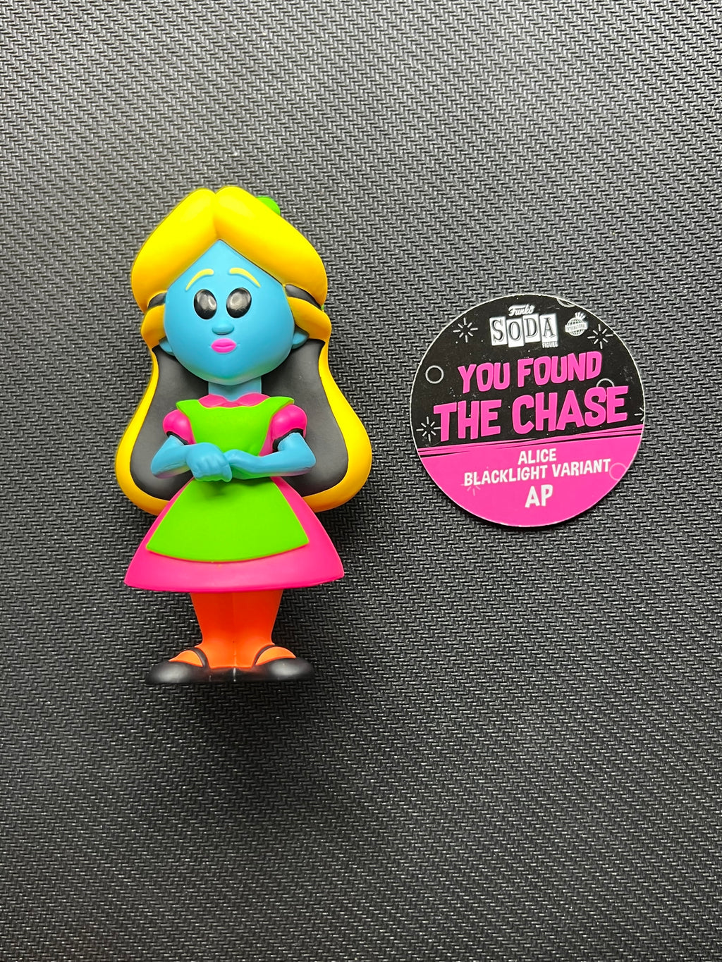 ARTIST PROOF AP Funko Soda CHASE Blacklight Variant Alice in Wonderland Figure
