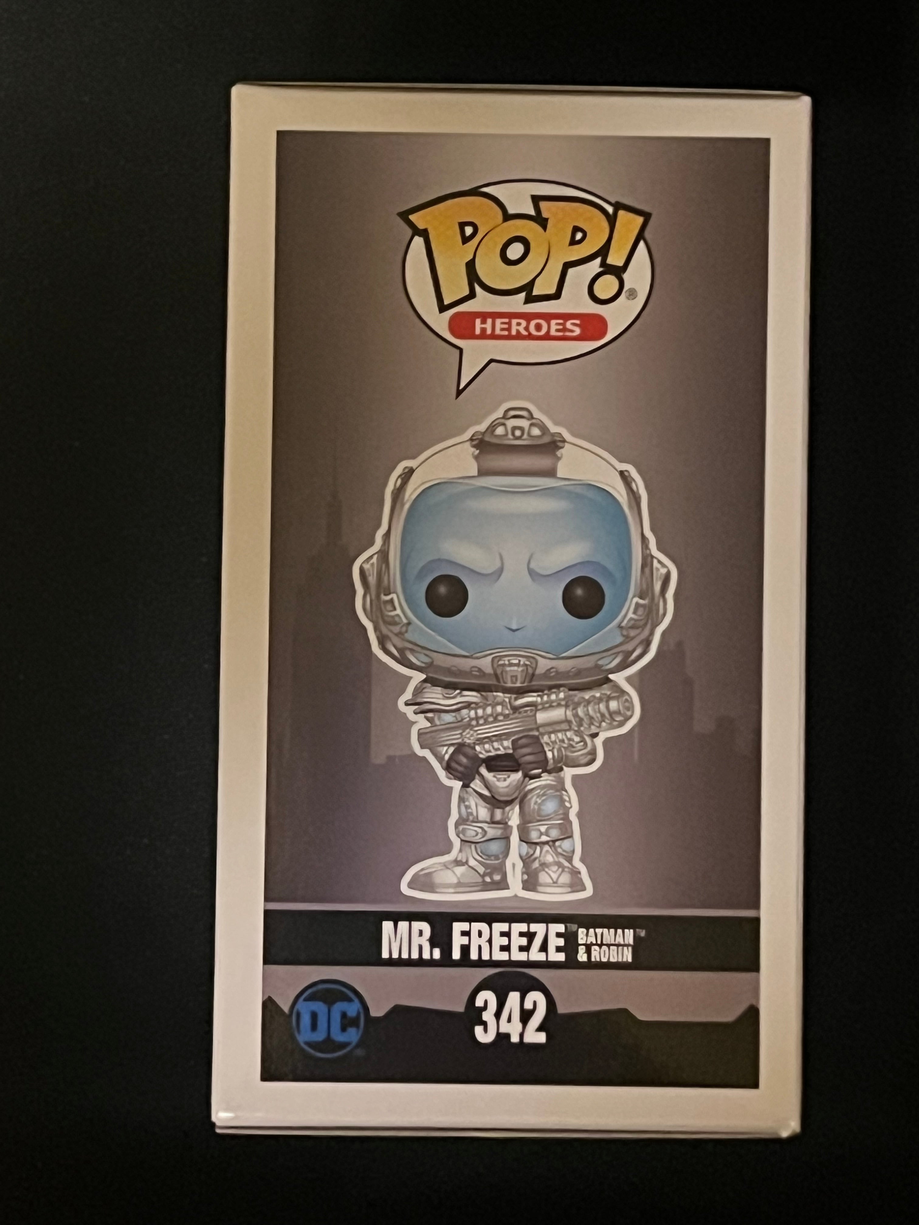 Funko Pop! Batman & Robin Mr. Freeze #342 Official Con Sticker SDCC 2020