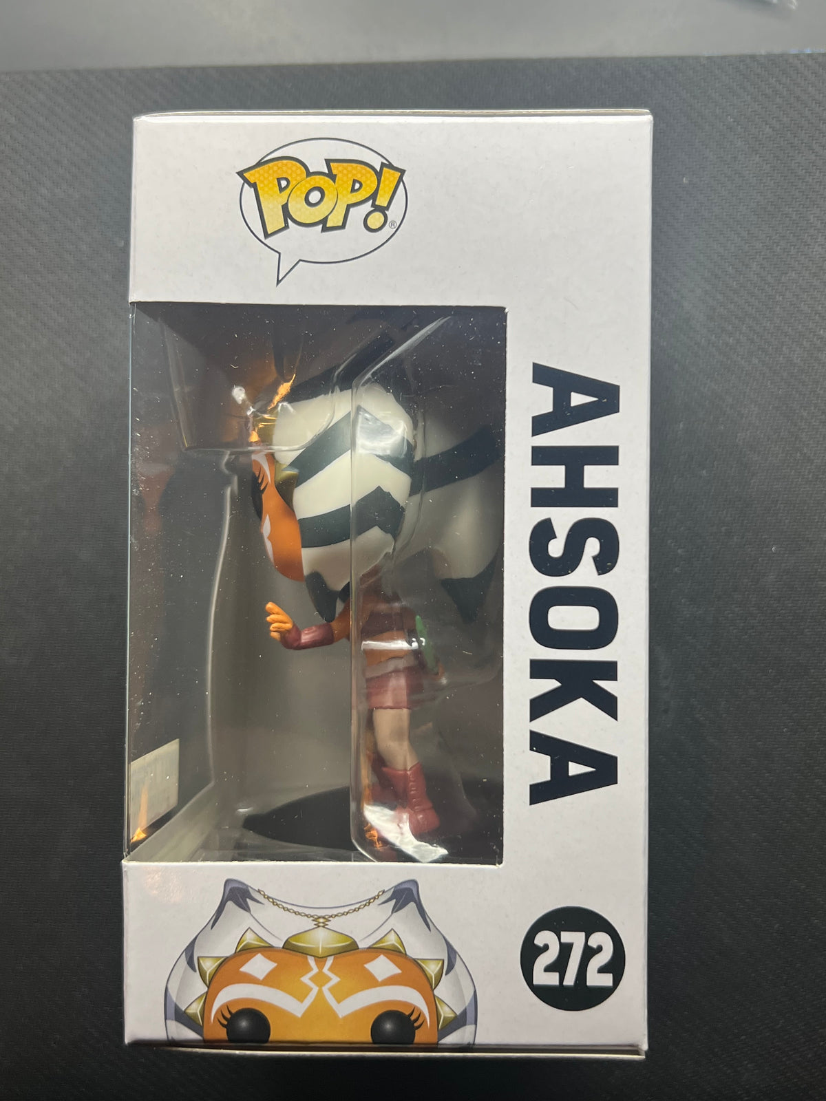 Funko Pop Star Wars - Ahsoka Tano - Hot Topic (Exclusive) #272